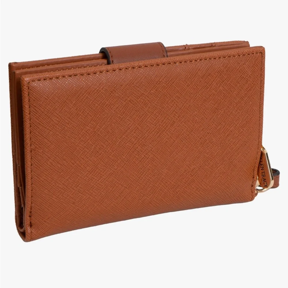 Ellen Tracy nwt Saffiano Zip Around Indexer Wallet wristlet in cognac